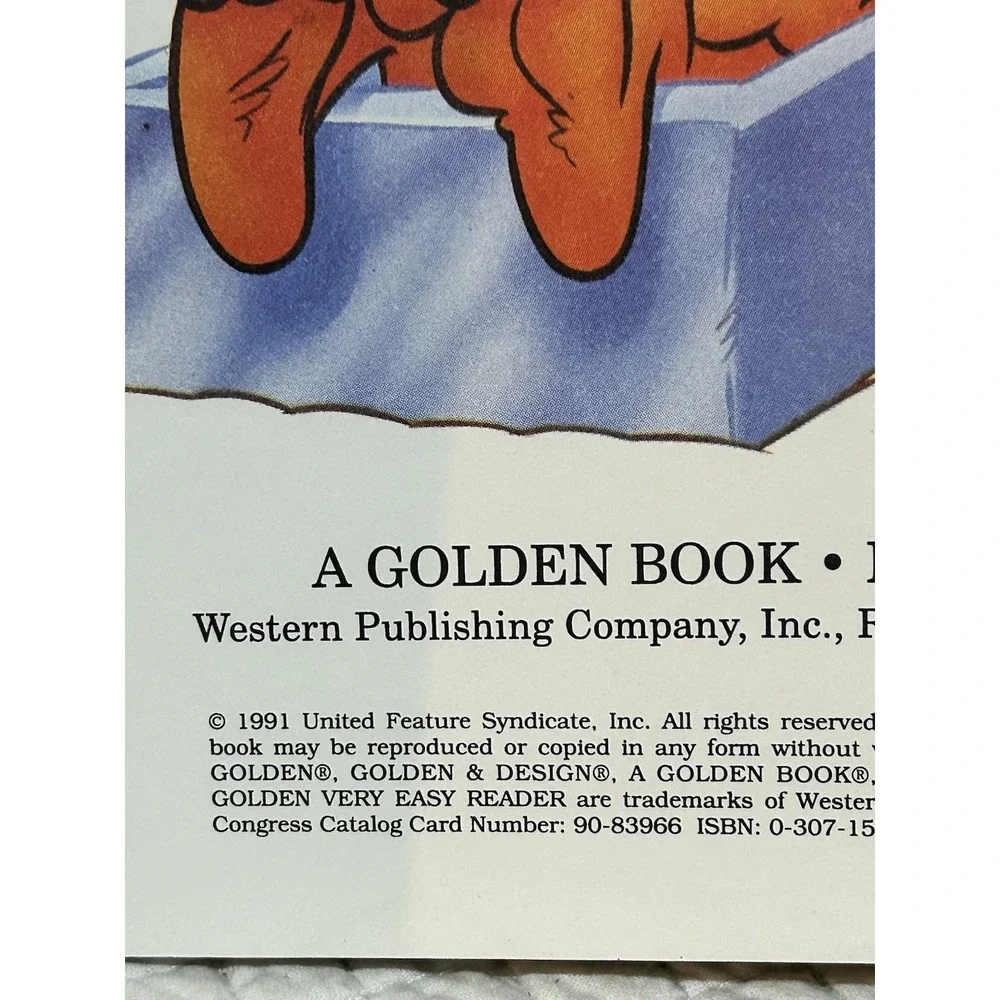 Garfield Cat At The Gym Jim Davis Paperback Book Western Publishing Golden PB